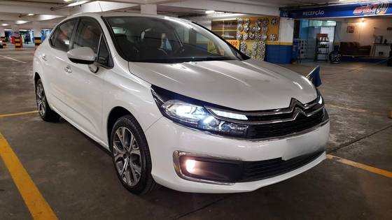 CITROËN C4 LOUNGE 1.6 THP FLEX SHINE BVA